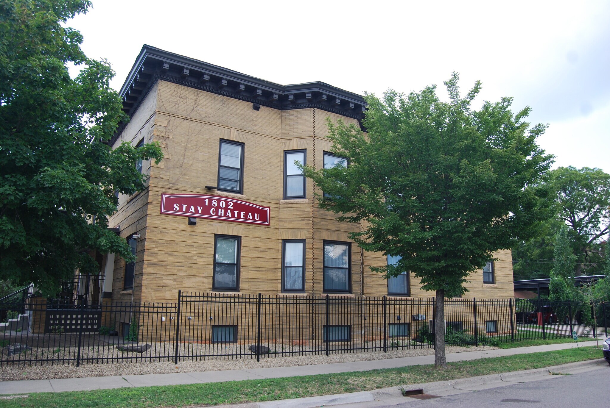 1802 11th Ave S, Minneapolis, MN for Sale
