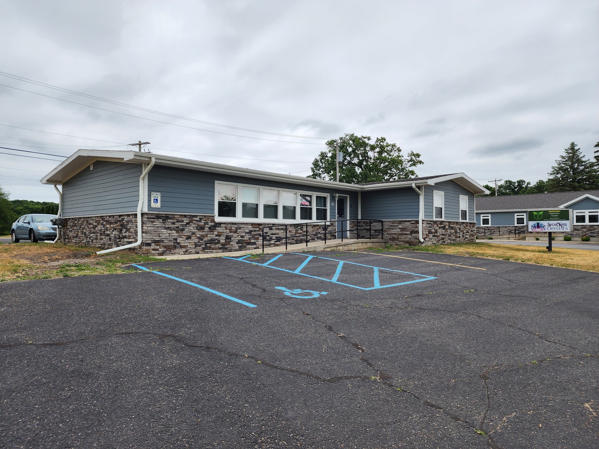 1465 S Main St, Eaton Rapids, MI for Rent