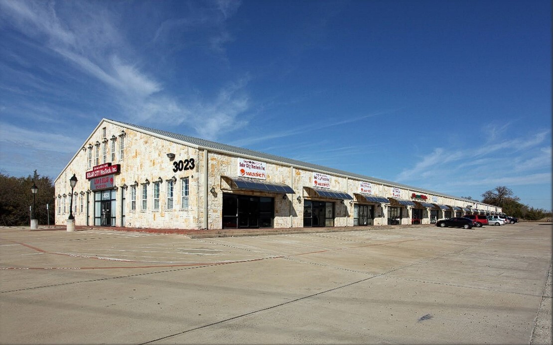 3023 E Interstate 30, Fate, TX for Rent