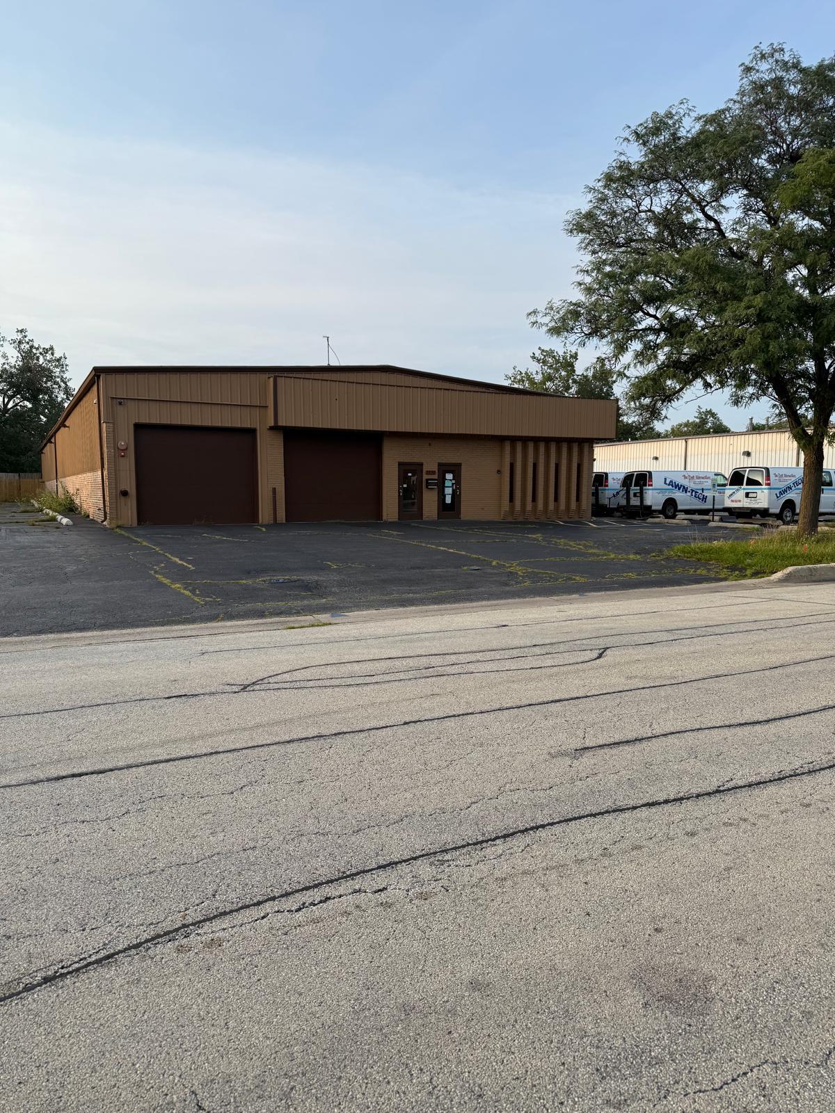 7330 Duvan Dr, Tinley Park, IL for Rent