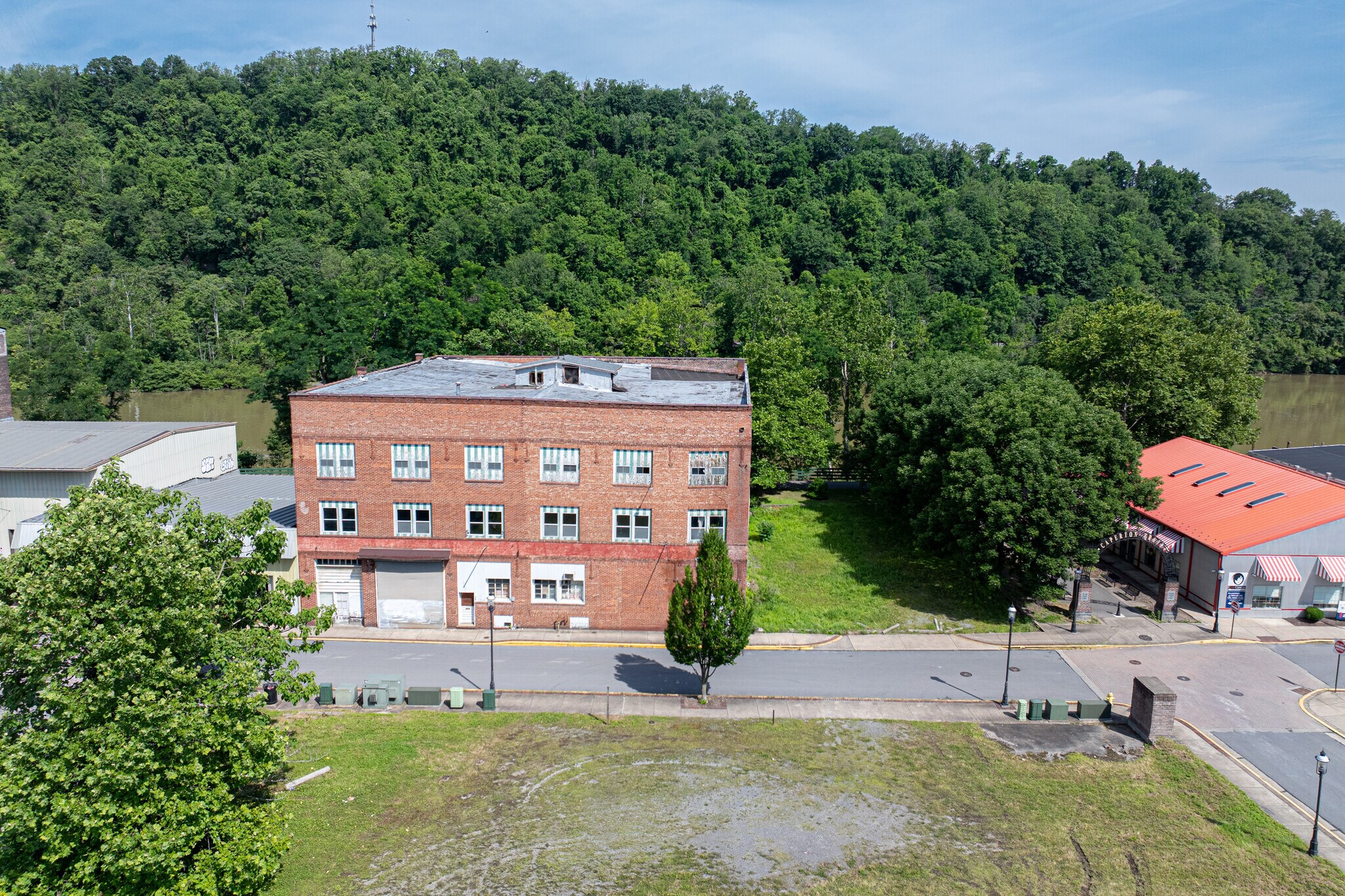 , Morgantown, WV for Sale