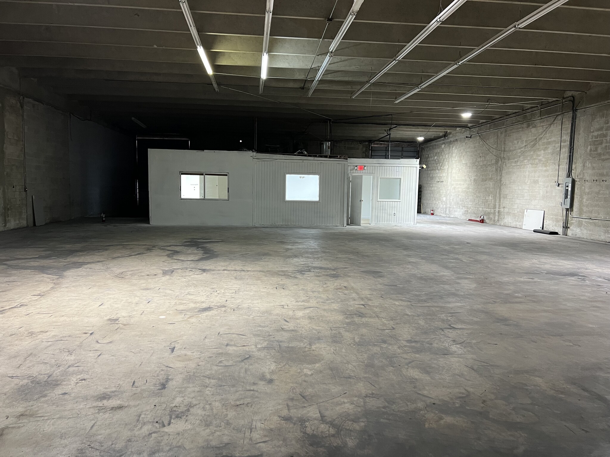 7282-7302 NW 70th St, Miami, FL for Rent
