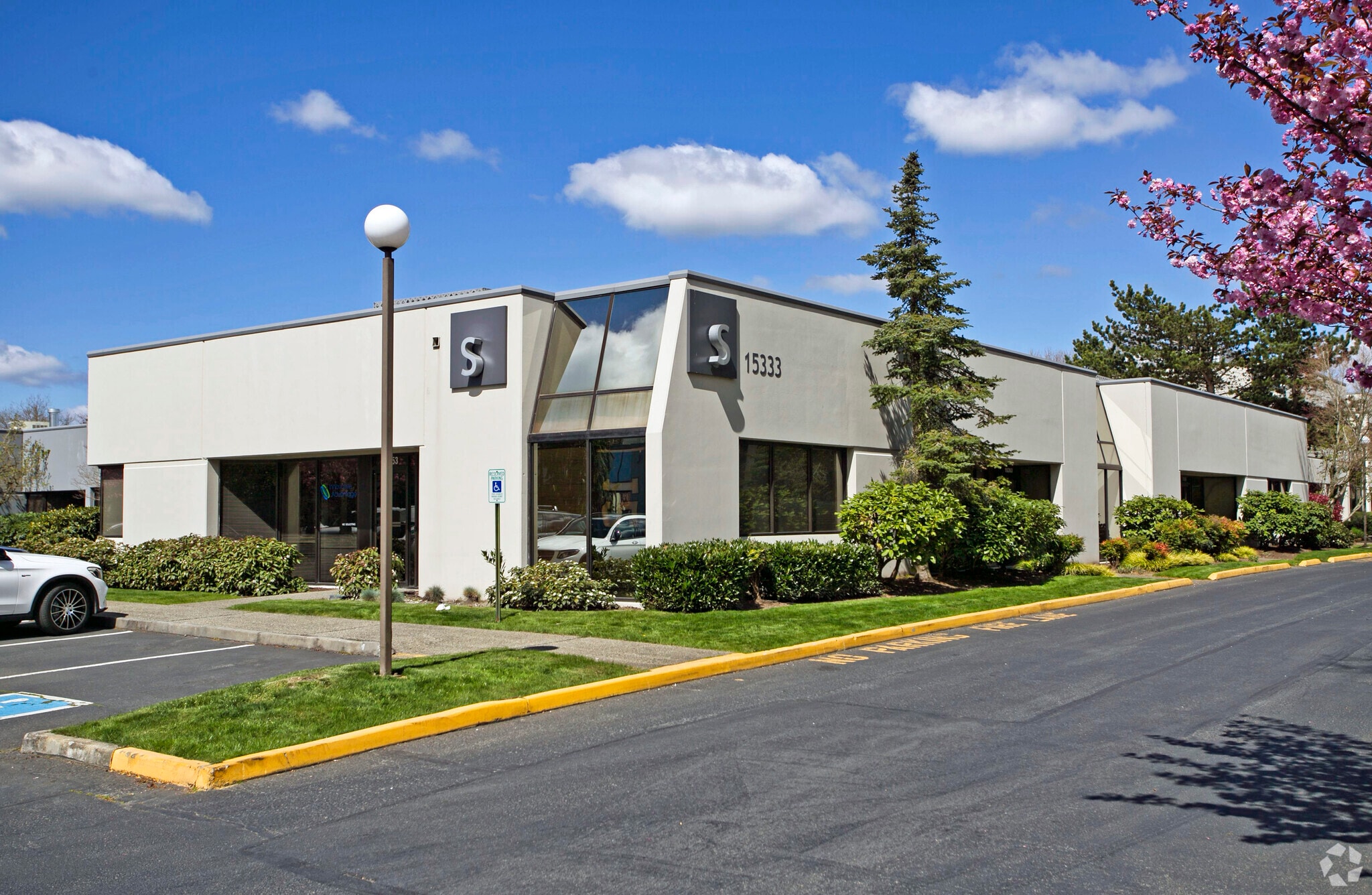 15333 NE 90th St, Redmond, WA for Rent