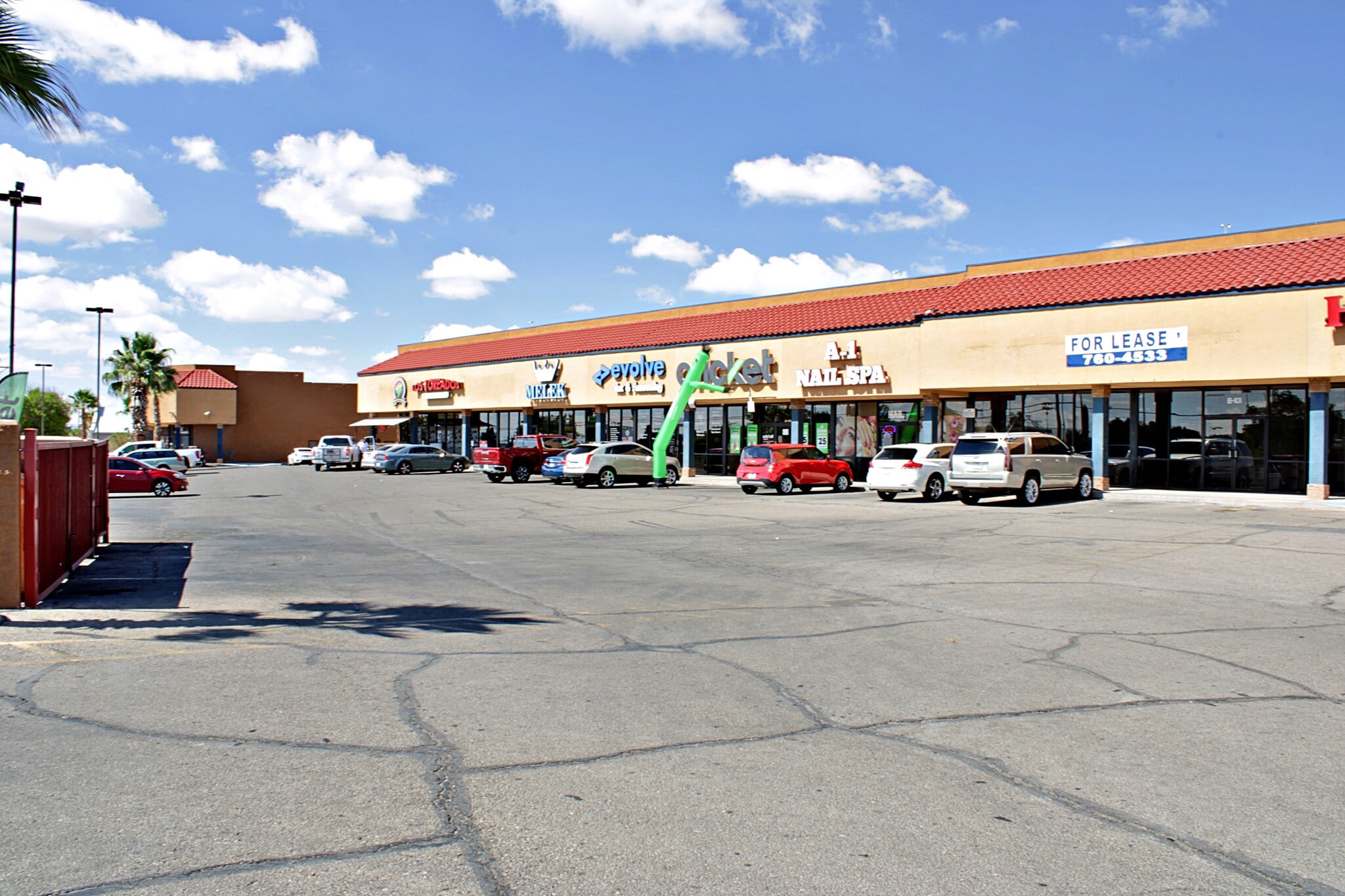 1155 N Zaragosa Rd, El Paso, TX for Rent