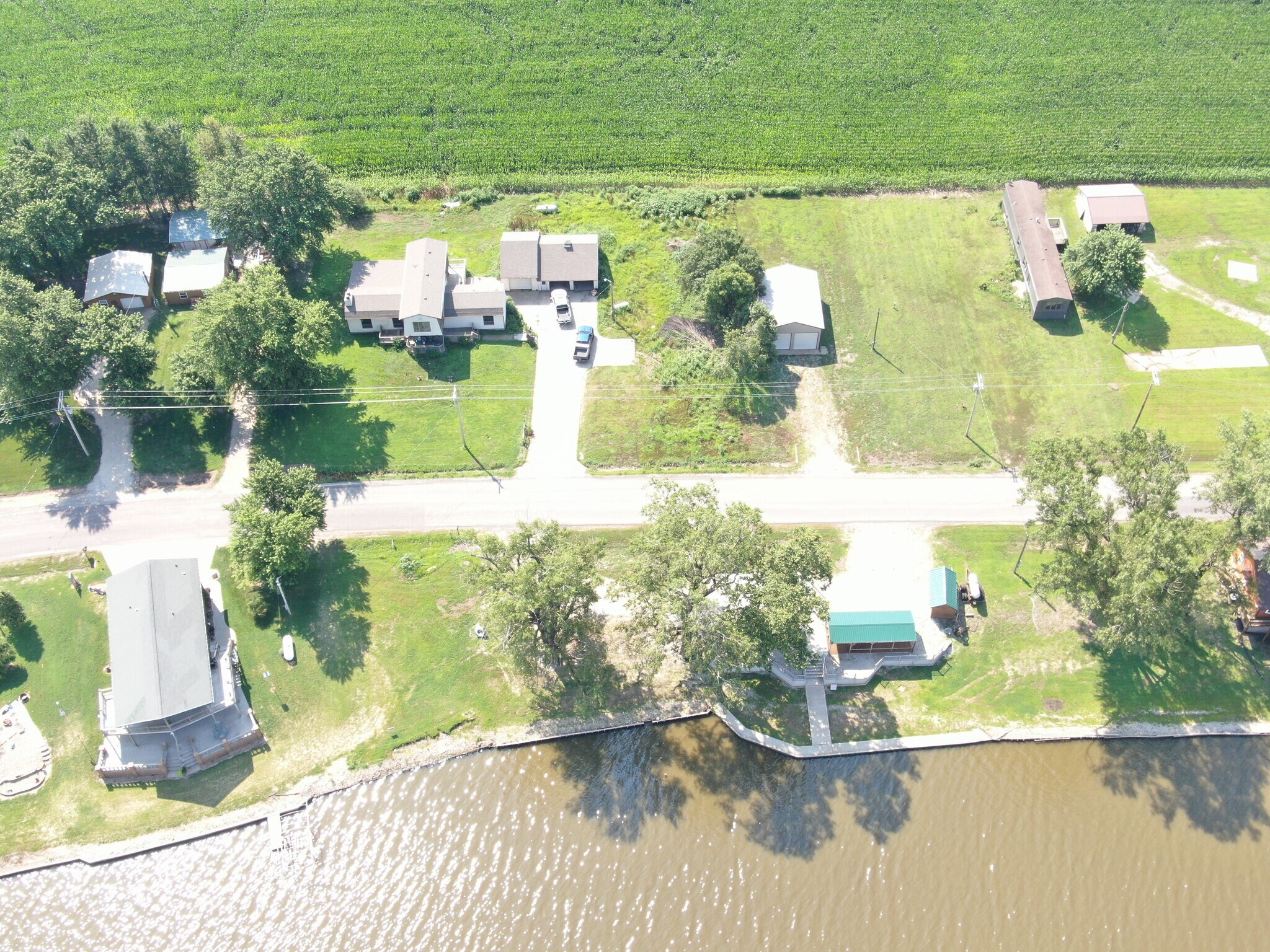 493 Lake Shore Dr, Craig, MO for Sale