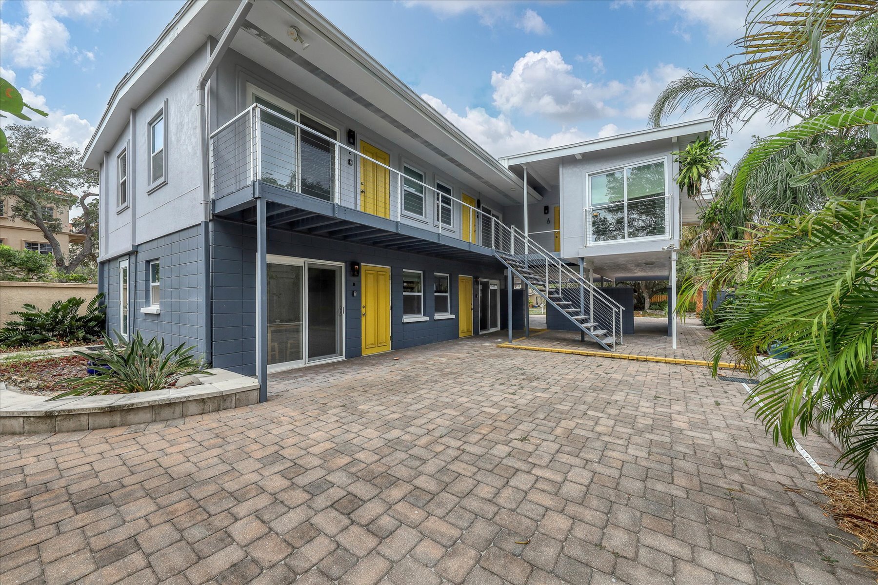 1236 13th St, Sarasota, FL for Sale