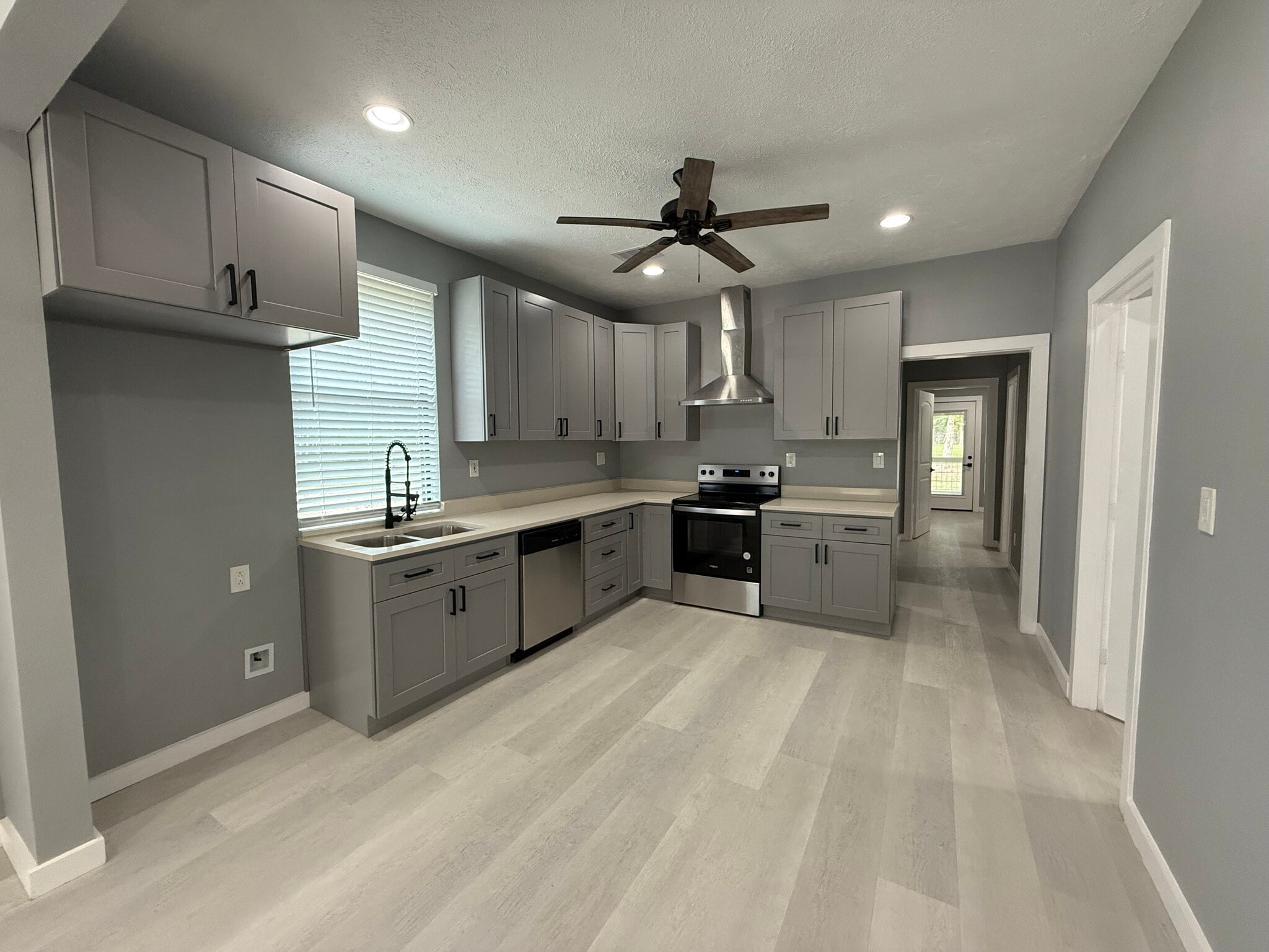 17404 Reiss Trl, New Caney, TX for Sale