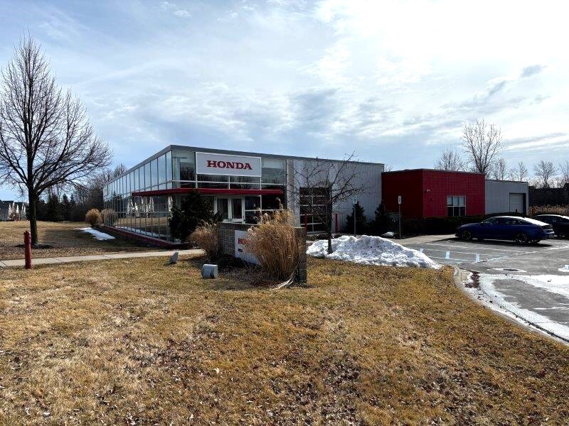 2420 Oak Valley Dr, Ann Arbor, MI for Rent