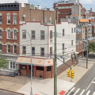 Long Island City, NY Apartments - 2339 Astoria Blvd