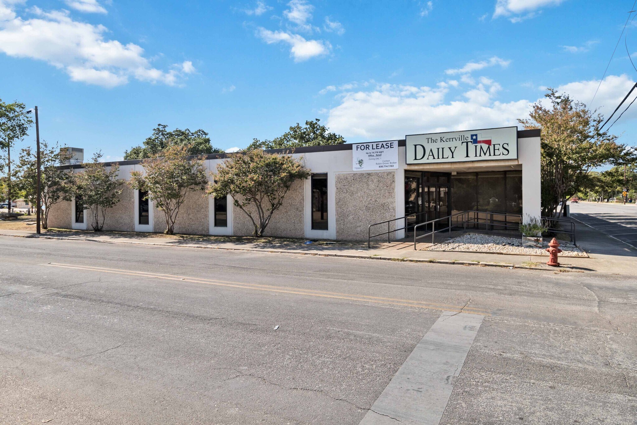 429 Jefferson St, Kerrville, TX for Rent