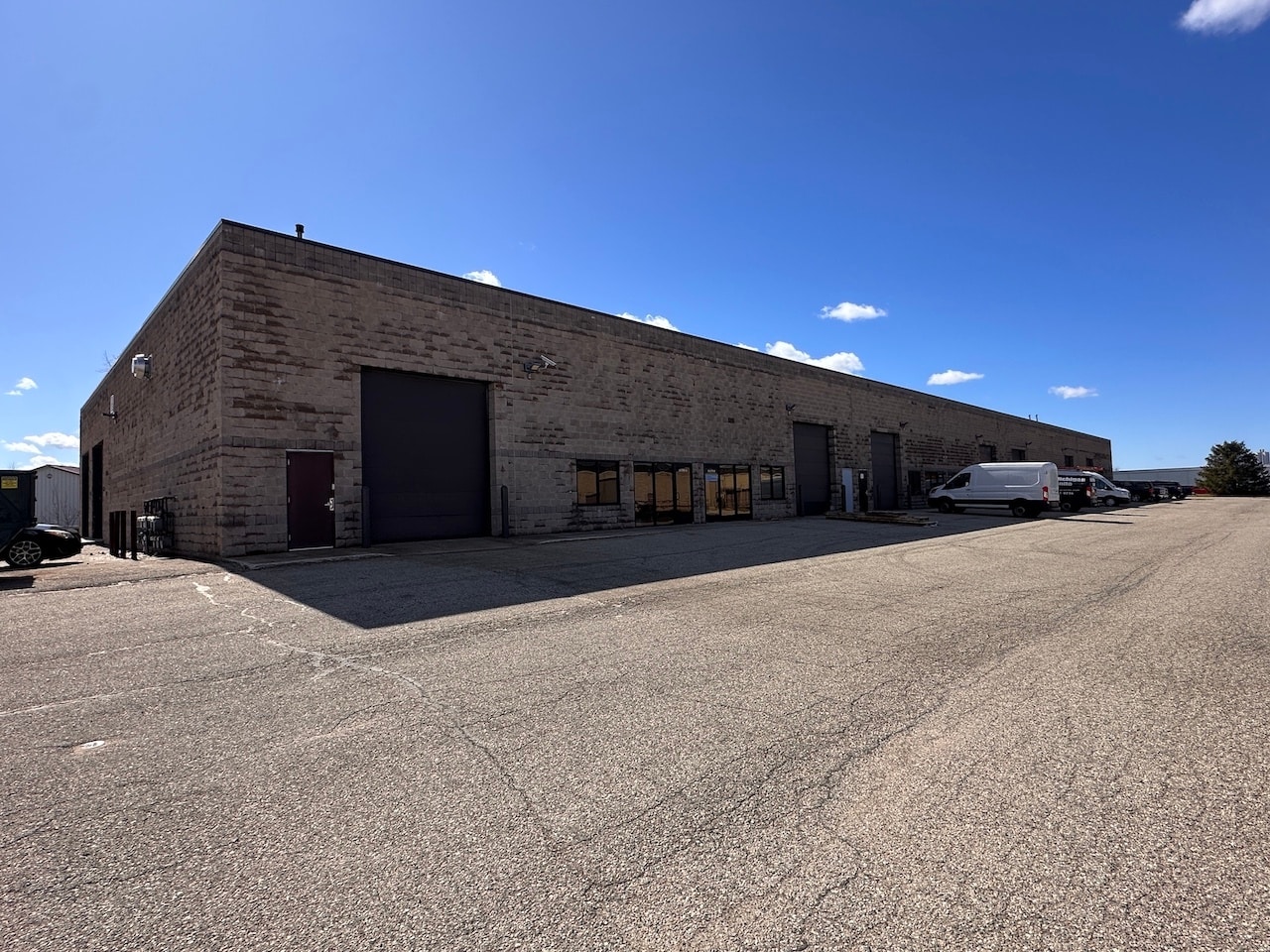 3408 Busch Dr SW, Grandville, MI for Sale