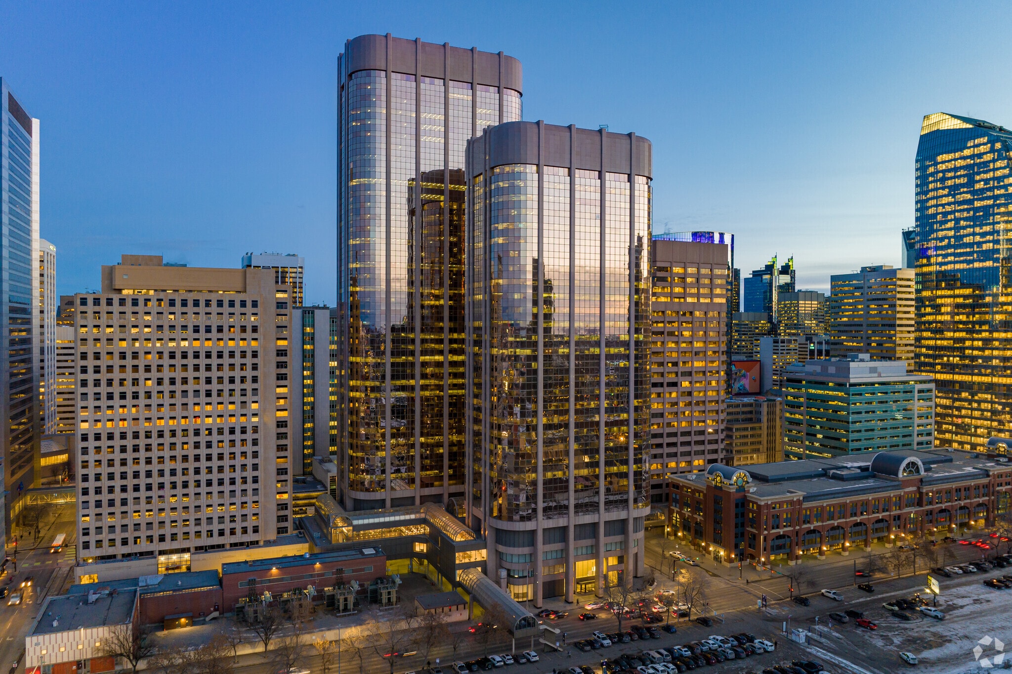 700 9th Ave SW, Calgary, AB for Rent