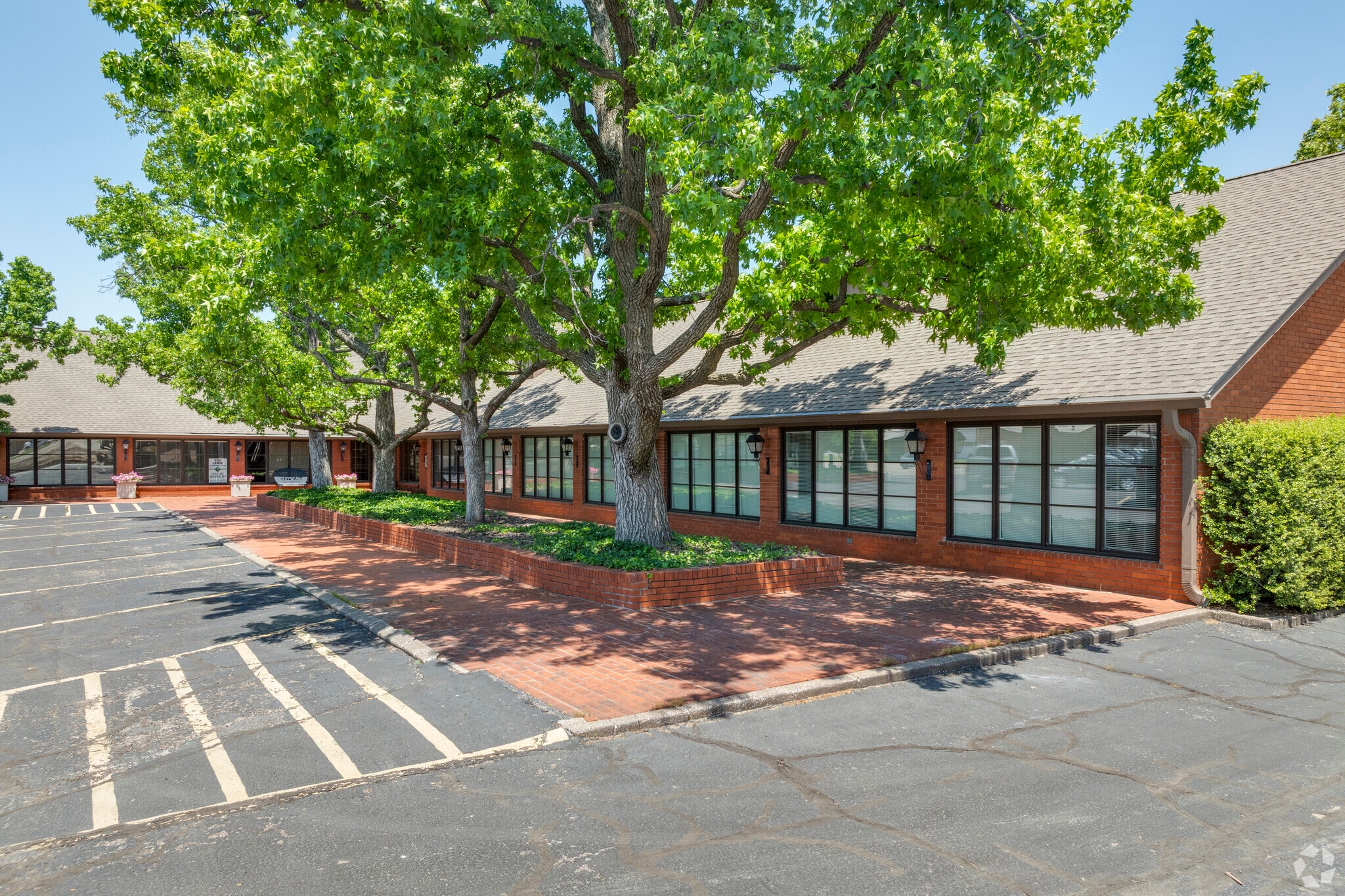 4835 S Peoria Ave, Tulsa, OK for Sale