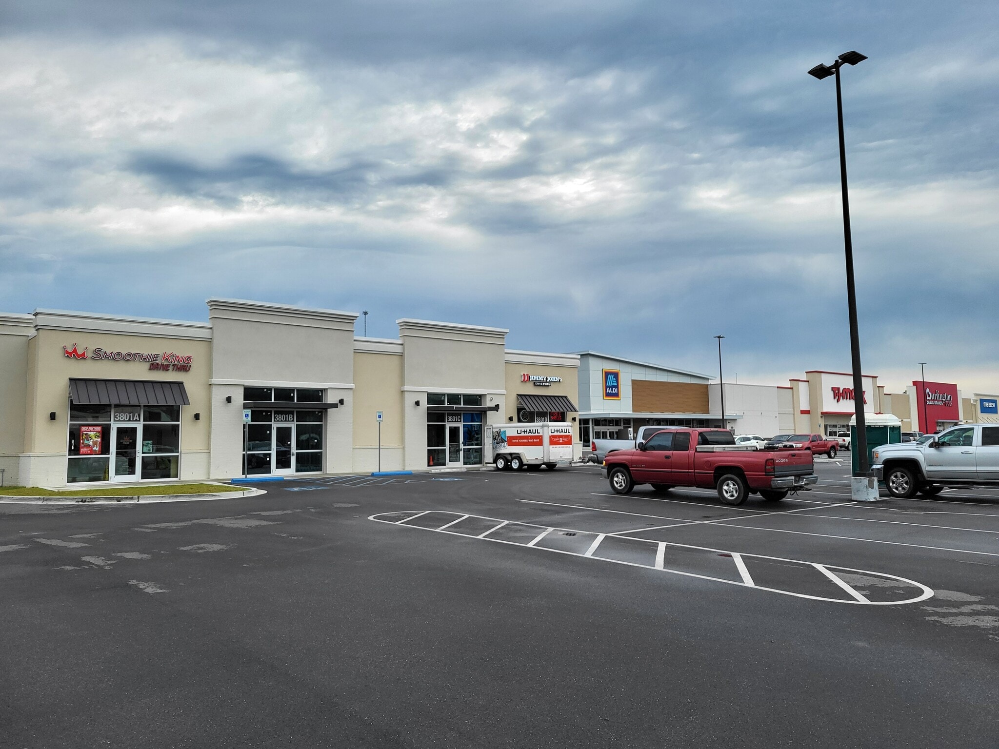 3801 Denny Ave, Pascagoula, MS for Rent