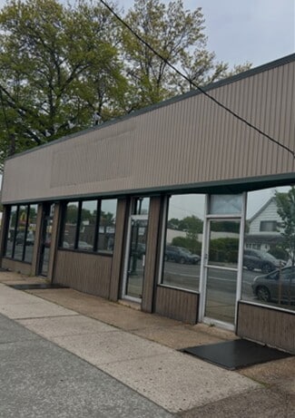Uniondale, NY Retail - 1079 Front St