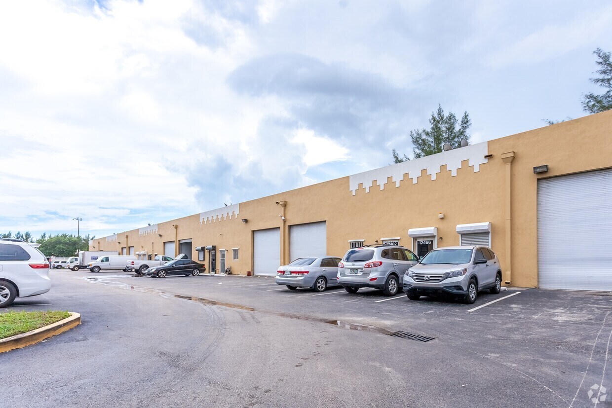 12458 NW 38th Ave, Opa Locka, FL for Rent