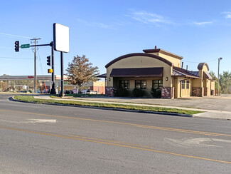 Newton, IA Office/Retail - 1337 1st Ave E