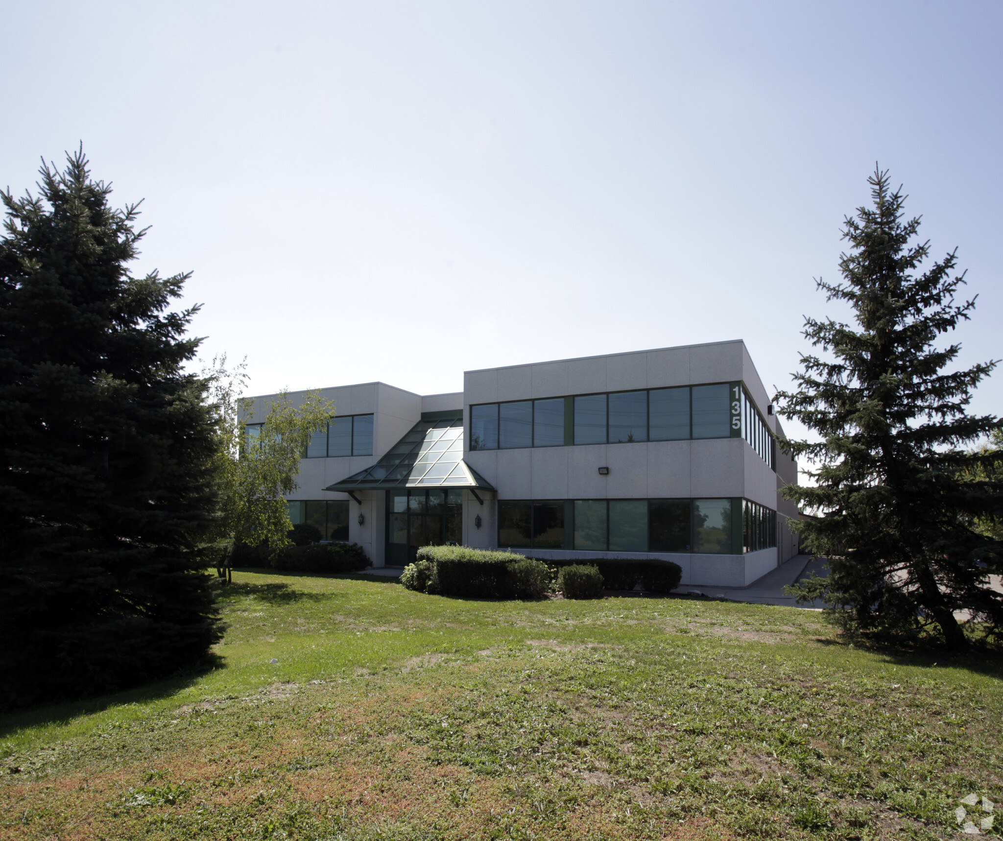 135 Commercial Rd, Caledon, ON for Sale