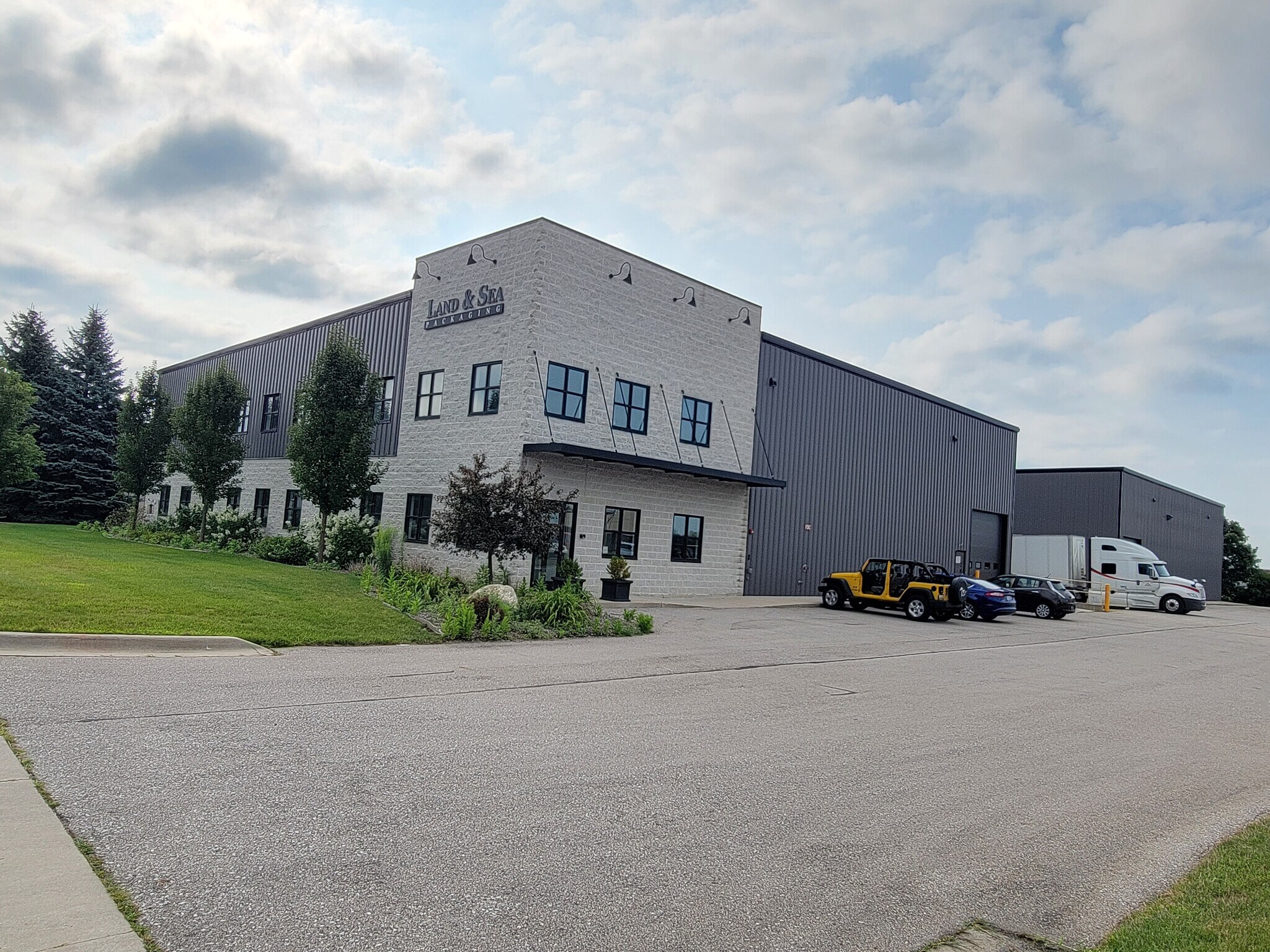 4350 40th St SE, Kentwood, MI for Rent