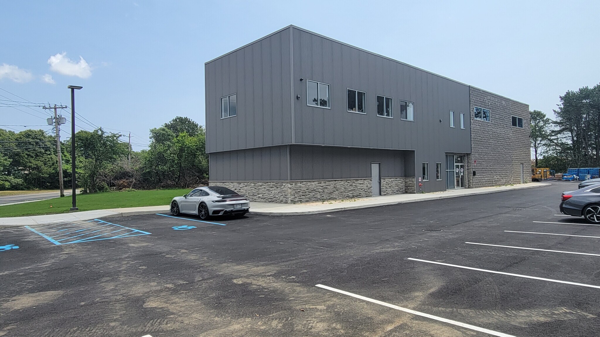 3702 Horseblock Rd Medford, NY 11763 Industrial Property for Sale on