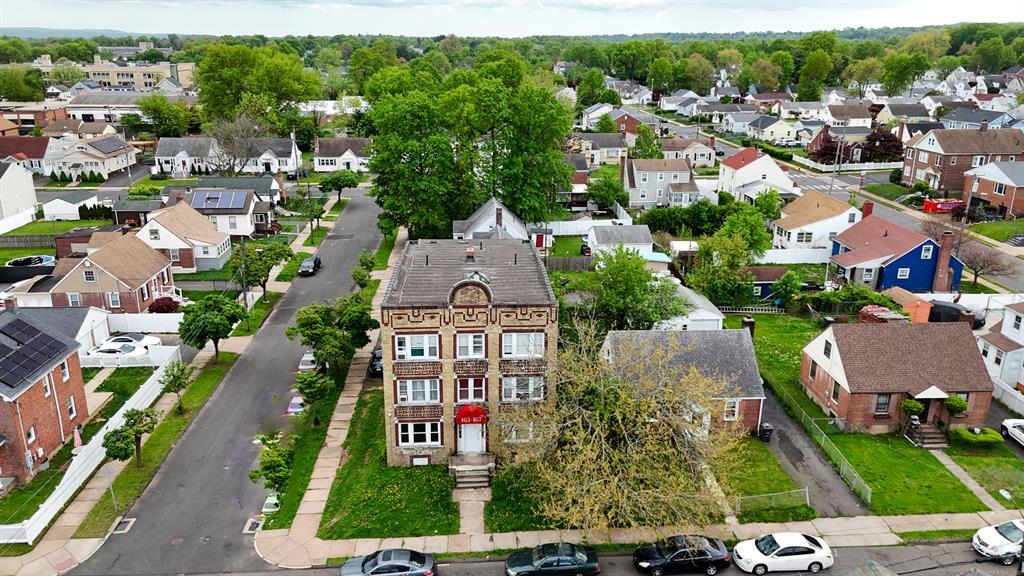 165-167 Roosevelt St, Hartford, CT for Sale