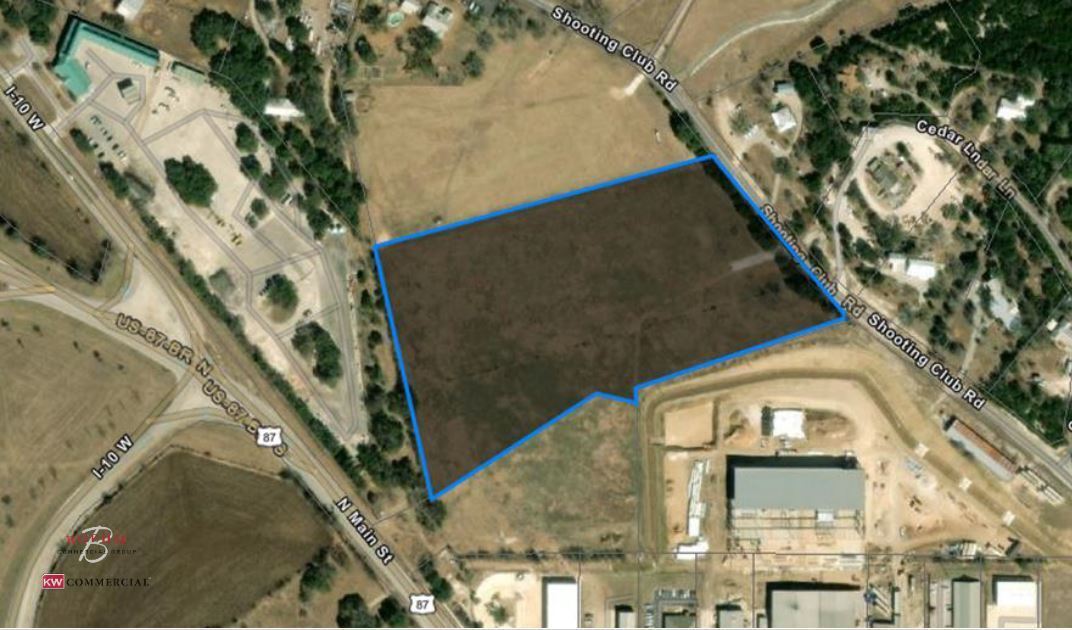 42 Shooting Club Rd, Boerne, TX for Sale