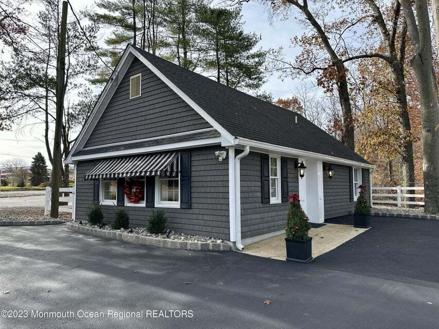 452 NJ-34 Rt, Colts Neck, NJ for Sale