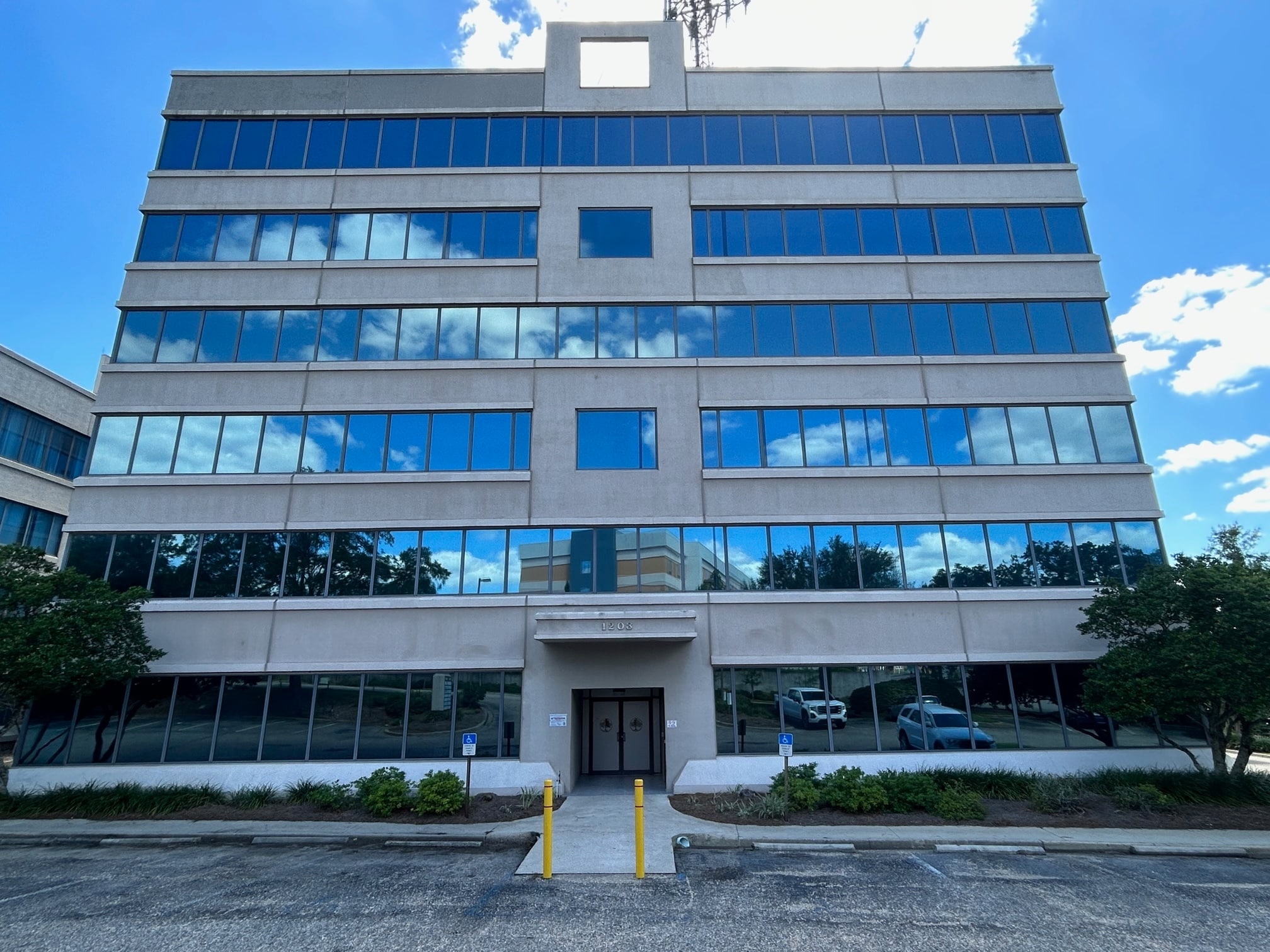 1203 Governors Square Blvd, Tallahassee, FL for Rent