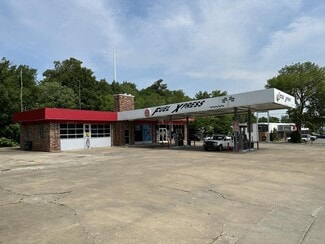 Fayetteville, AR Convenience Store - 1501 N College Ave