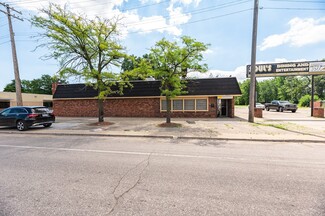 Detroit, MI Retail - 17410-17420 E Warren Ave