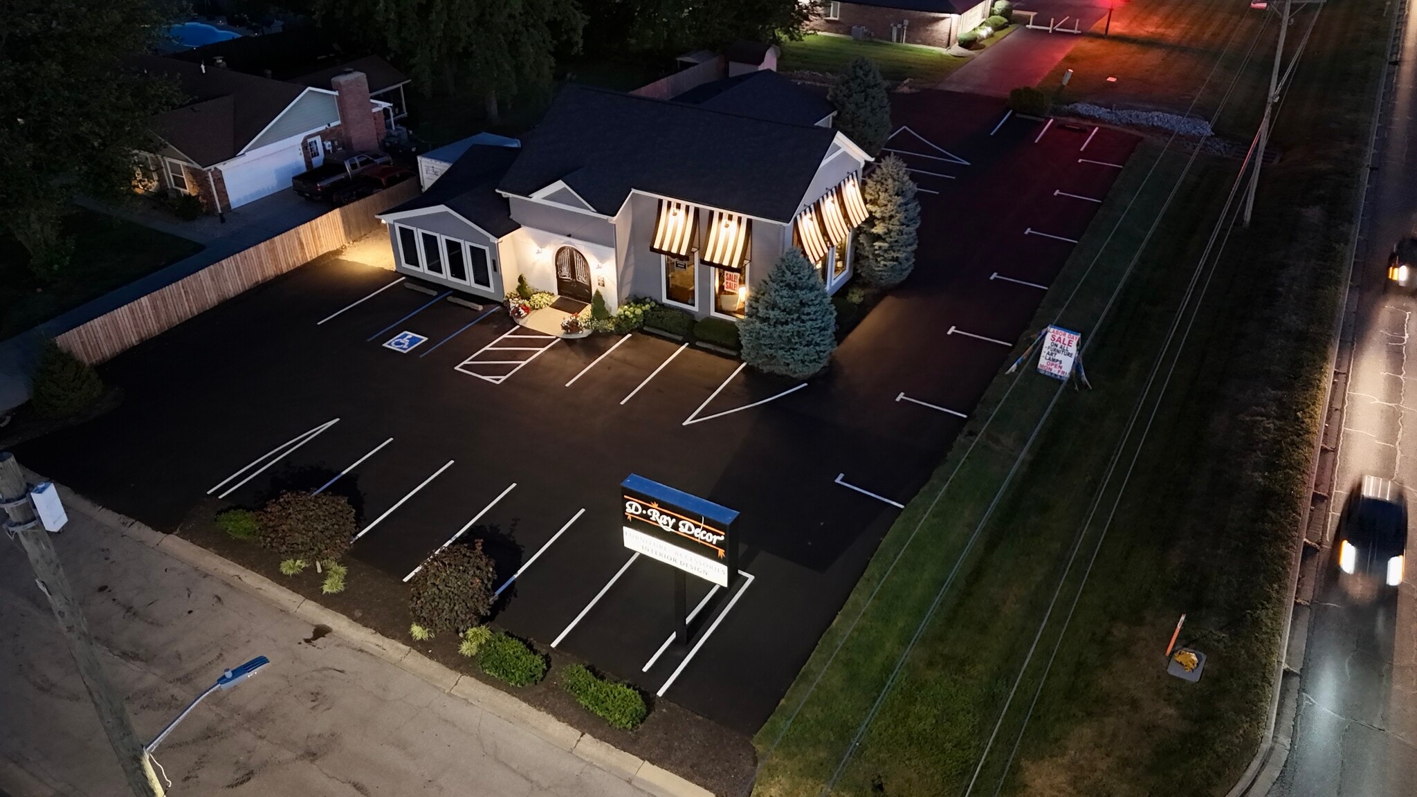 1799 Michele Ln, Greenwood, IN for Sale