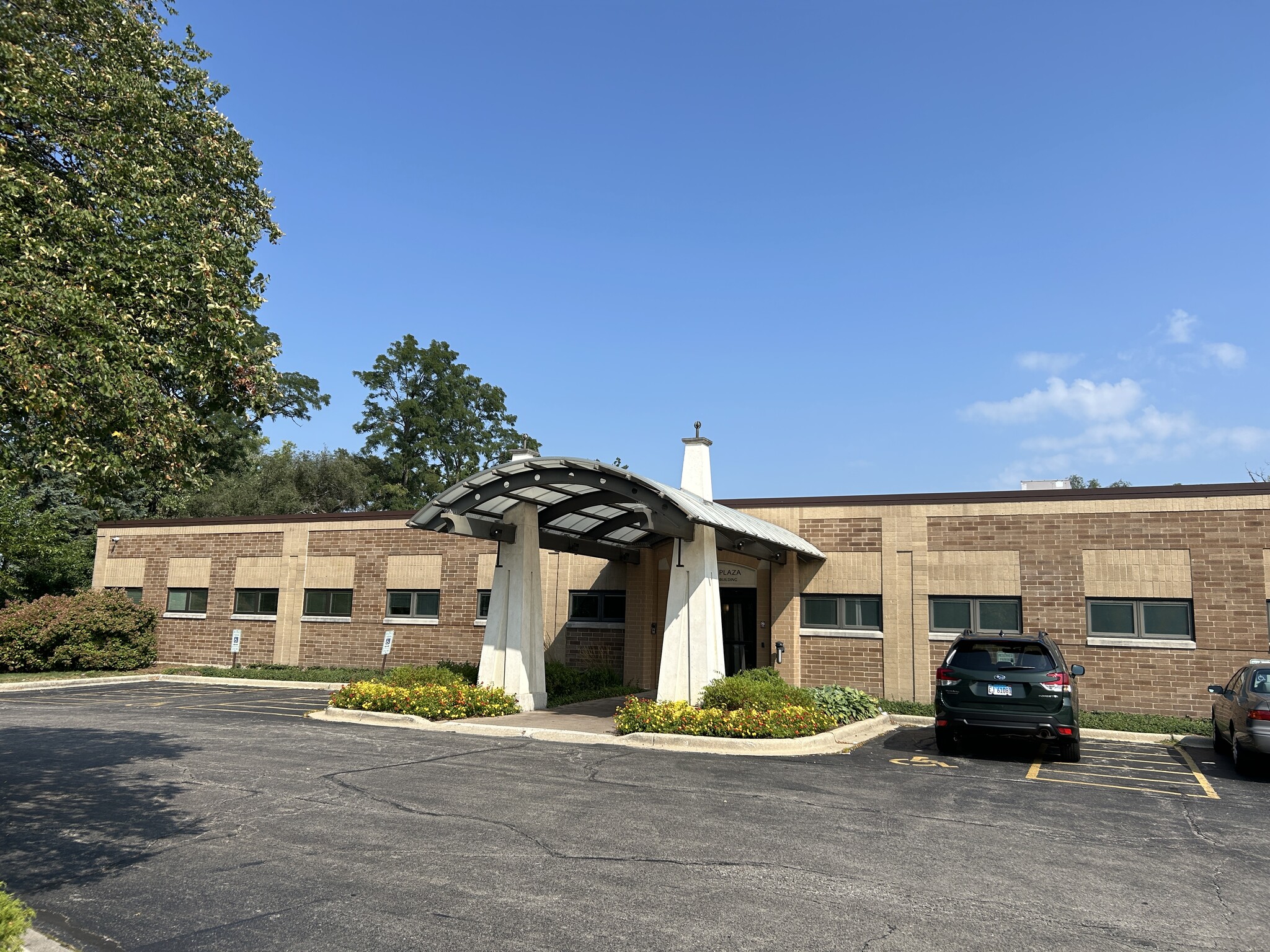 3800 Highland Ave, Downers Grove, IL for Sale