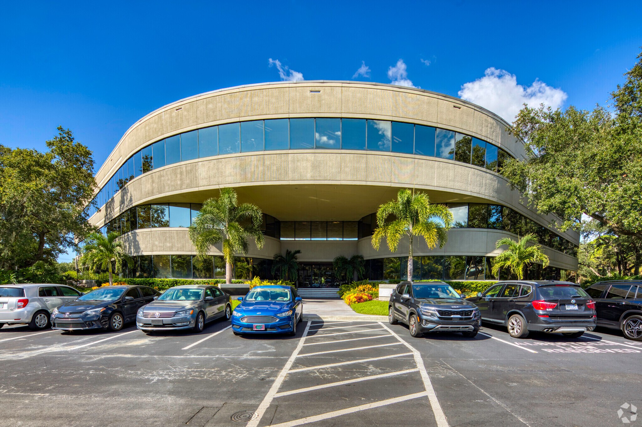 5404 Cypress Center Dr, Tampa, FL for Rent