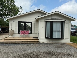Houston, TX Office - 1717 Oak Tree Dr