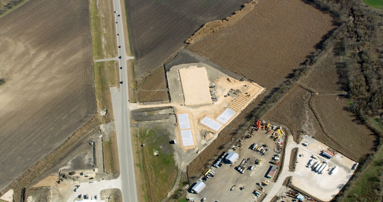 5957 Chandler Rd, Hutto, TX for Rent