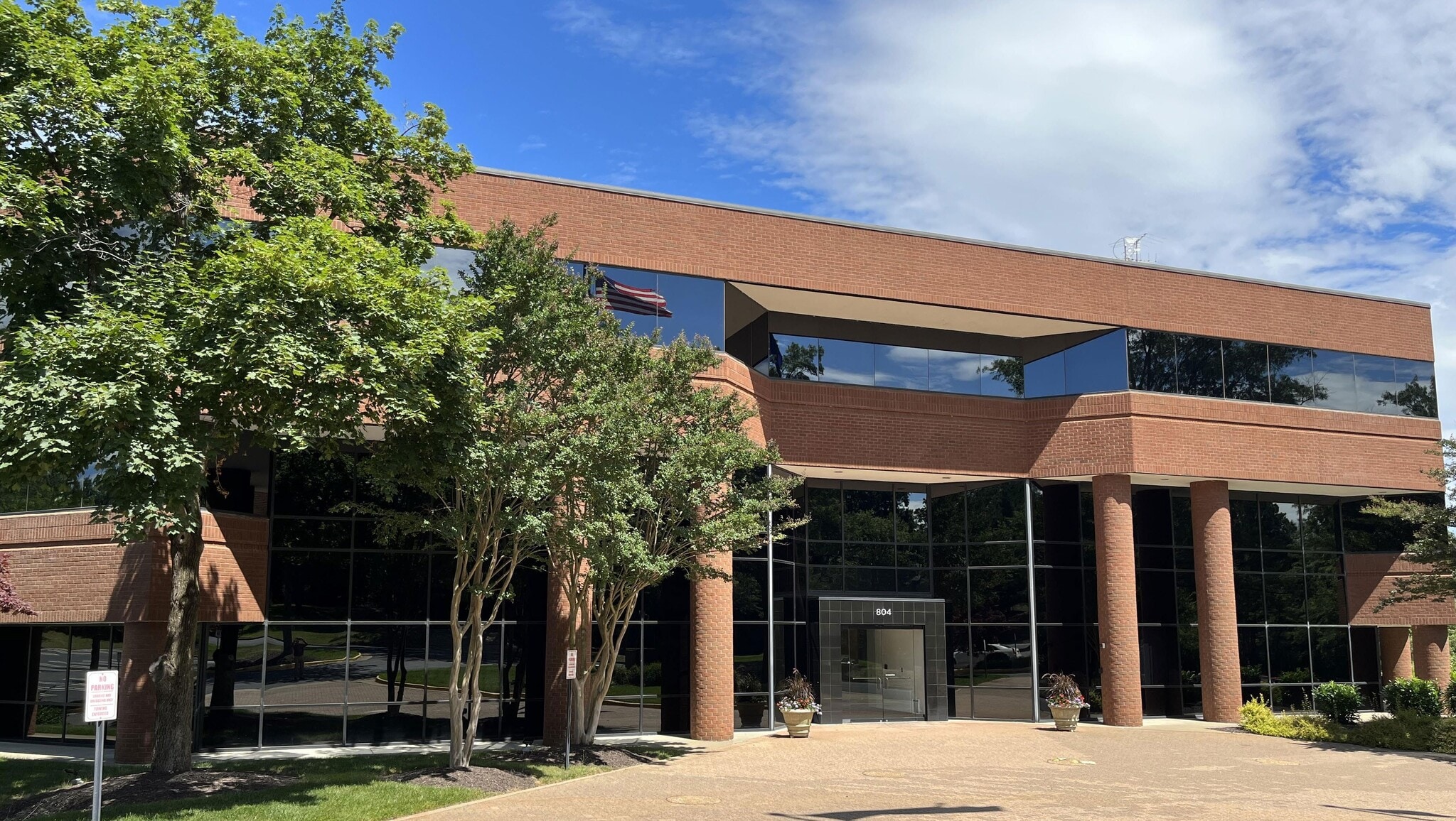804 Moorefield Park Dr, Richmond, VA for Rent