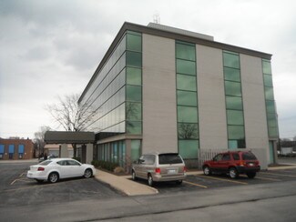 Kankakee, IL Office/Medical - 70 Meadowview Ctr