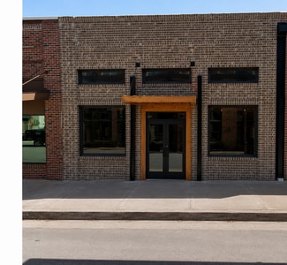 Waxahachie, TX Retail - 210 W Franklin St