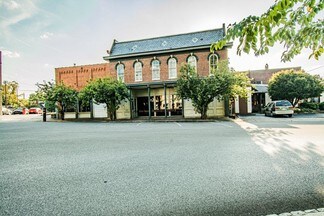 Russellville, KY Office - 120 SW Park Sq