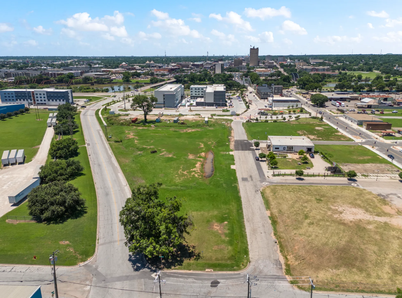 6 Lots on Bridge St, Waco, TX for Sale