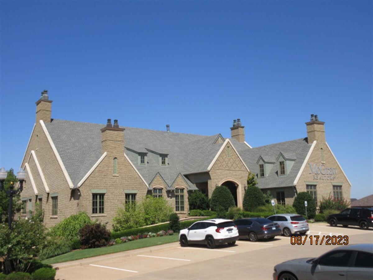 16301-16305 N May Ave, Edmond, OK for Rent