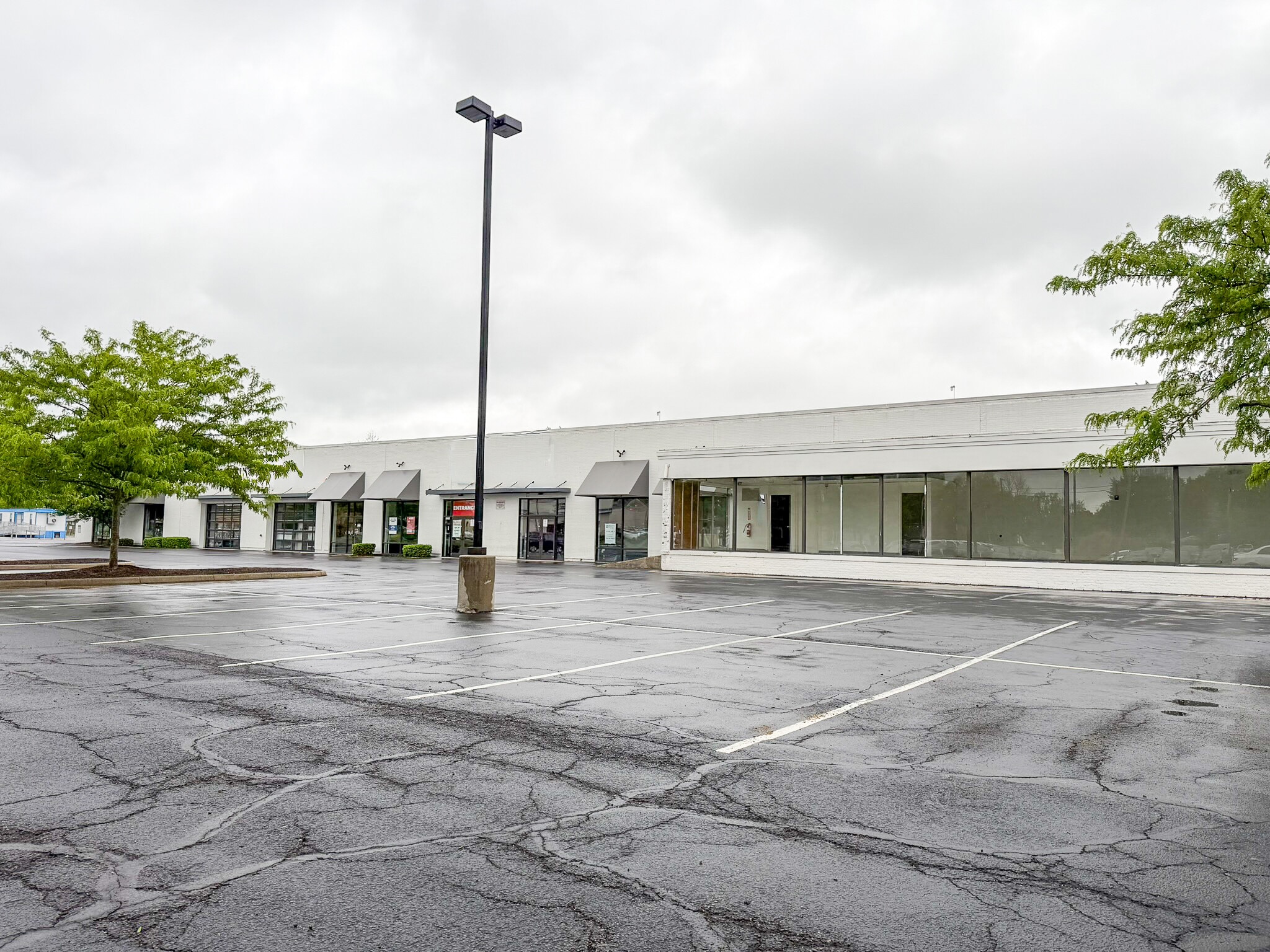 5055 E Main St, Columbus, OH for Rent