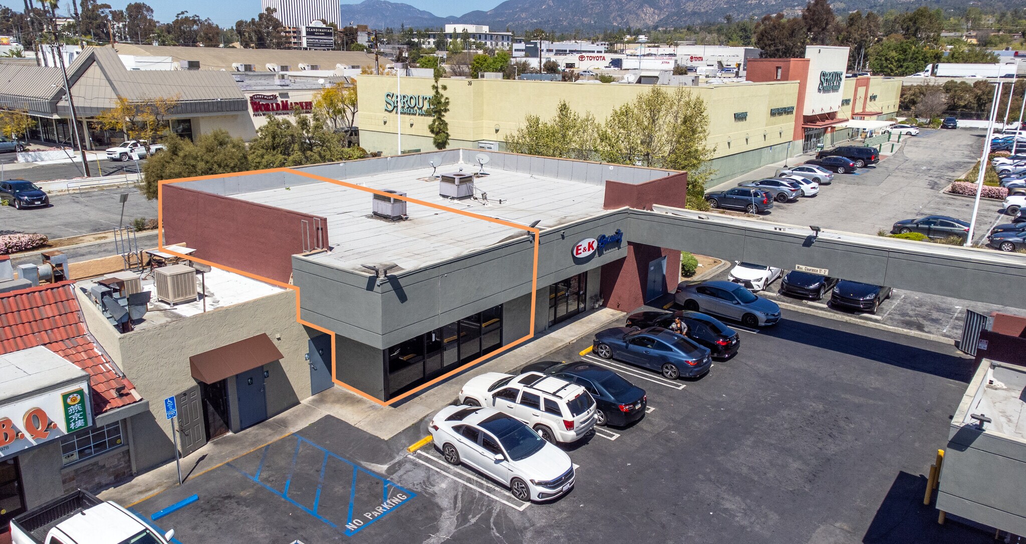 3681-3689 E Colorado Blvd, Pasadena, CA for Rent