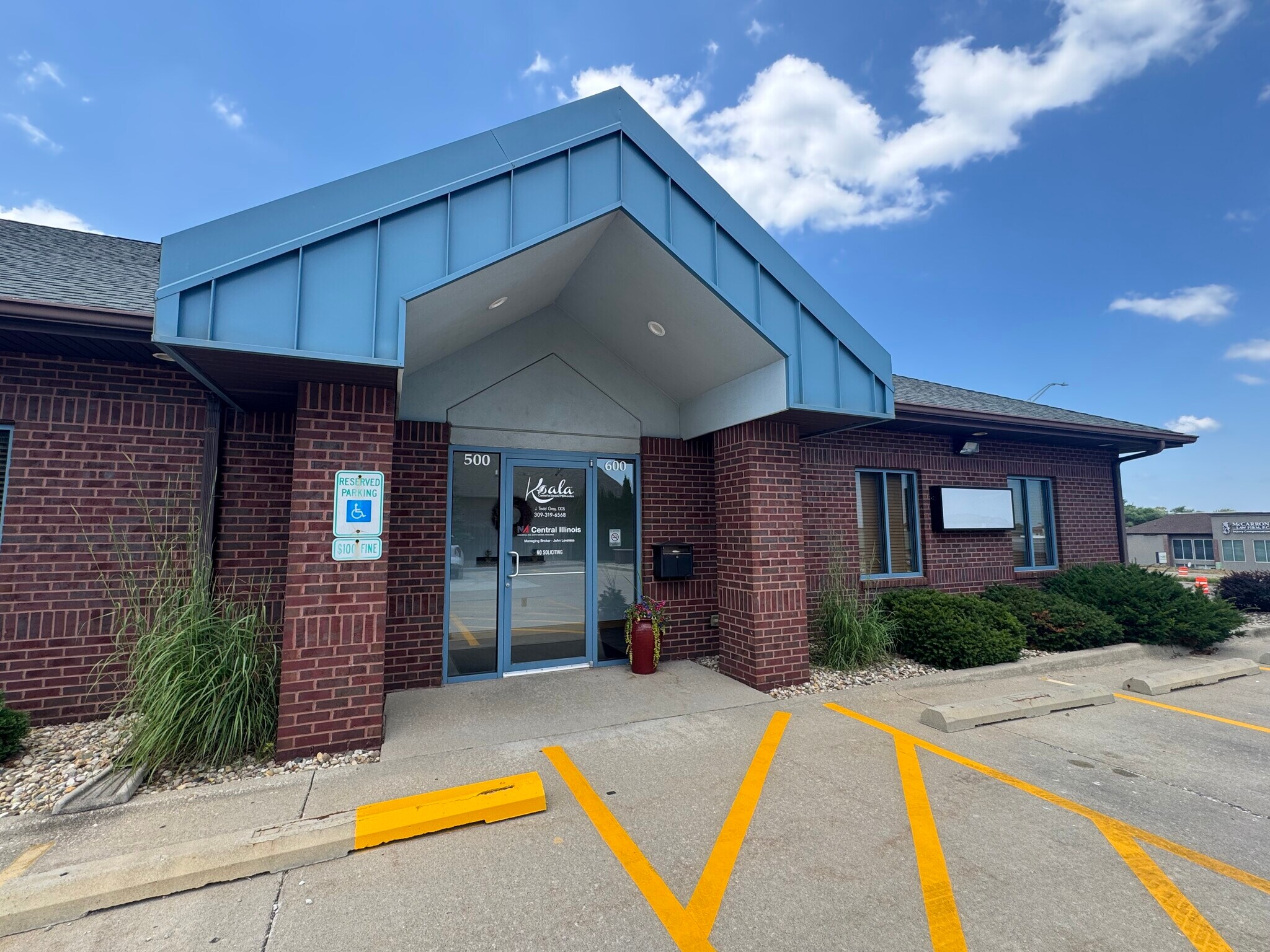 2309 E Empire St, Bloomington, IL for Rent