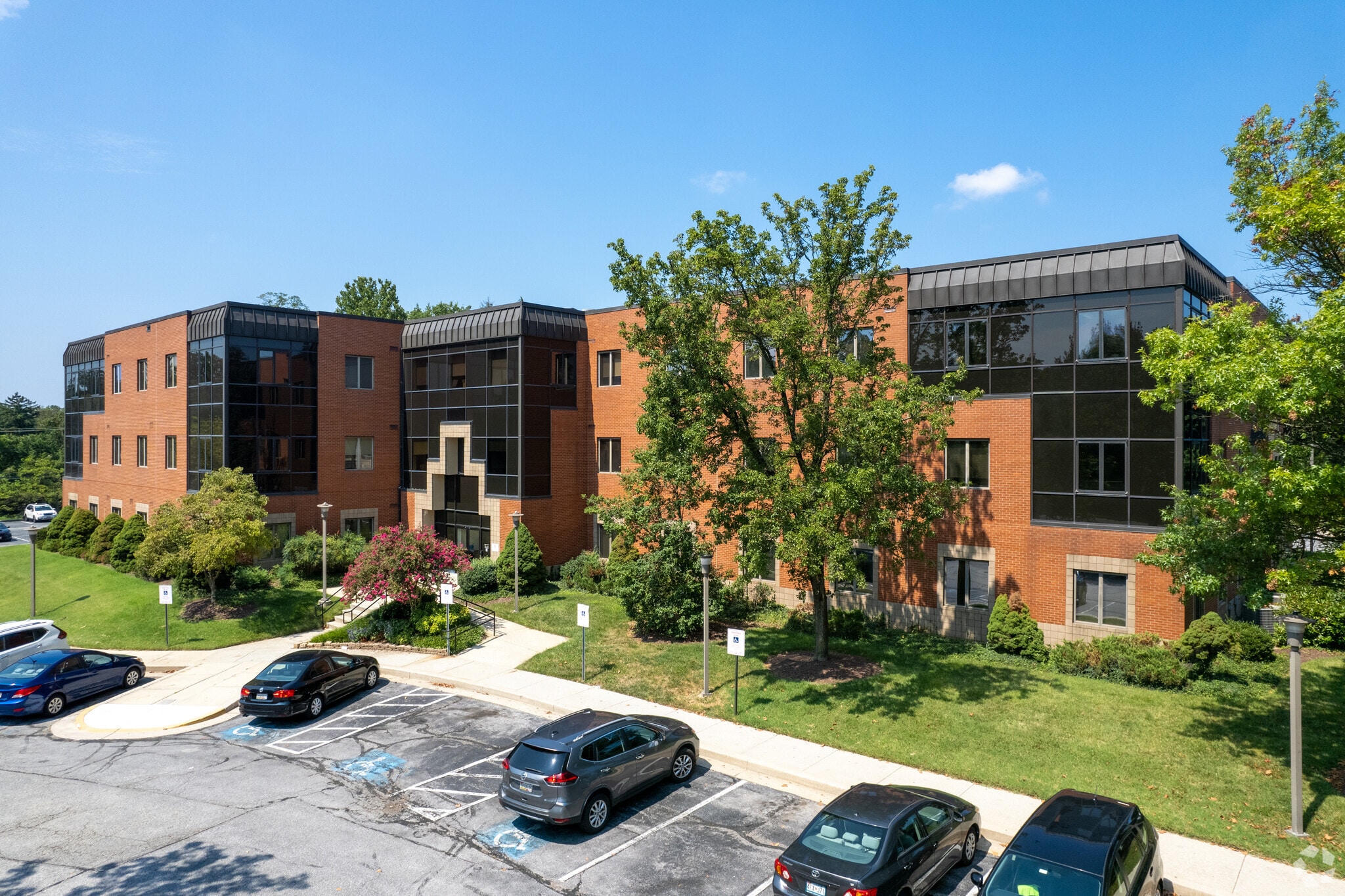 4000 Old Court Rd, Pikesville, MD for Rent