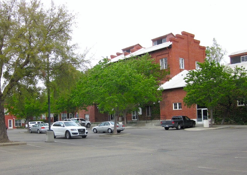 1059 Court St, Woodland, CA for Rent