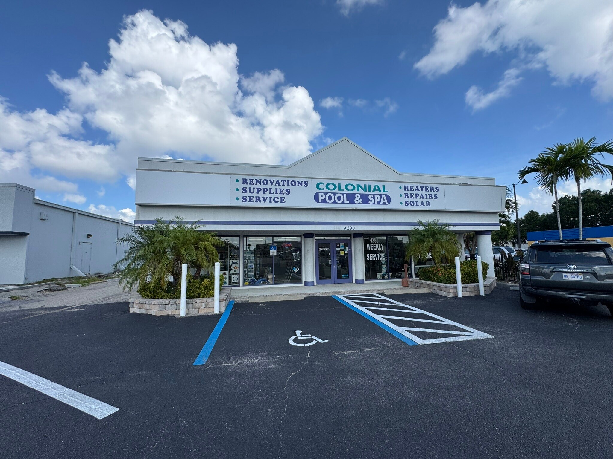 4290 S Cleveland Ave, Fort Myers, FL for Sale