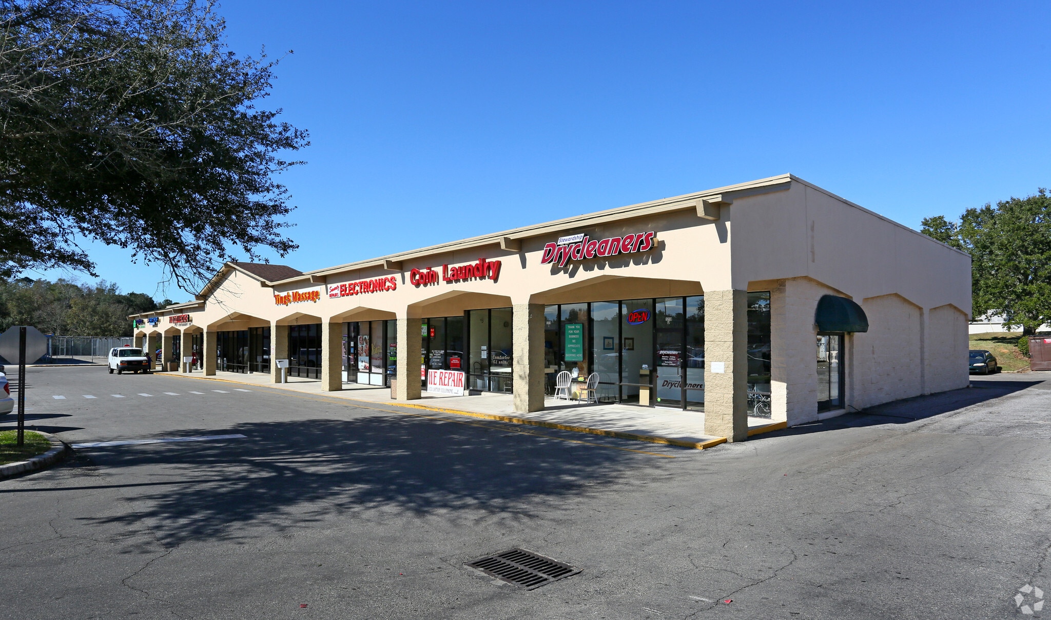 1208-1214 Capital Cir SE, Tallahassee, FL for Rent