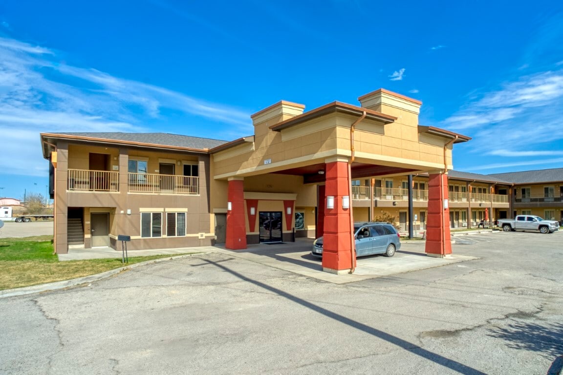 210 S State Highway 123, Karnes City, TX for Sale