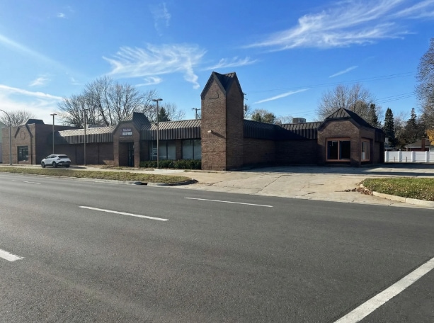 1216 S Gratiot Ave, Mount Clemens, MI for Rent